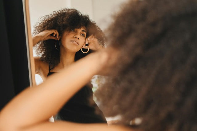 The Psychology of Less: Why Fewer Clothes = More Freedom