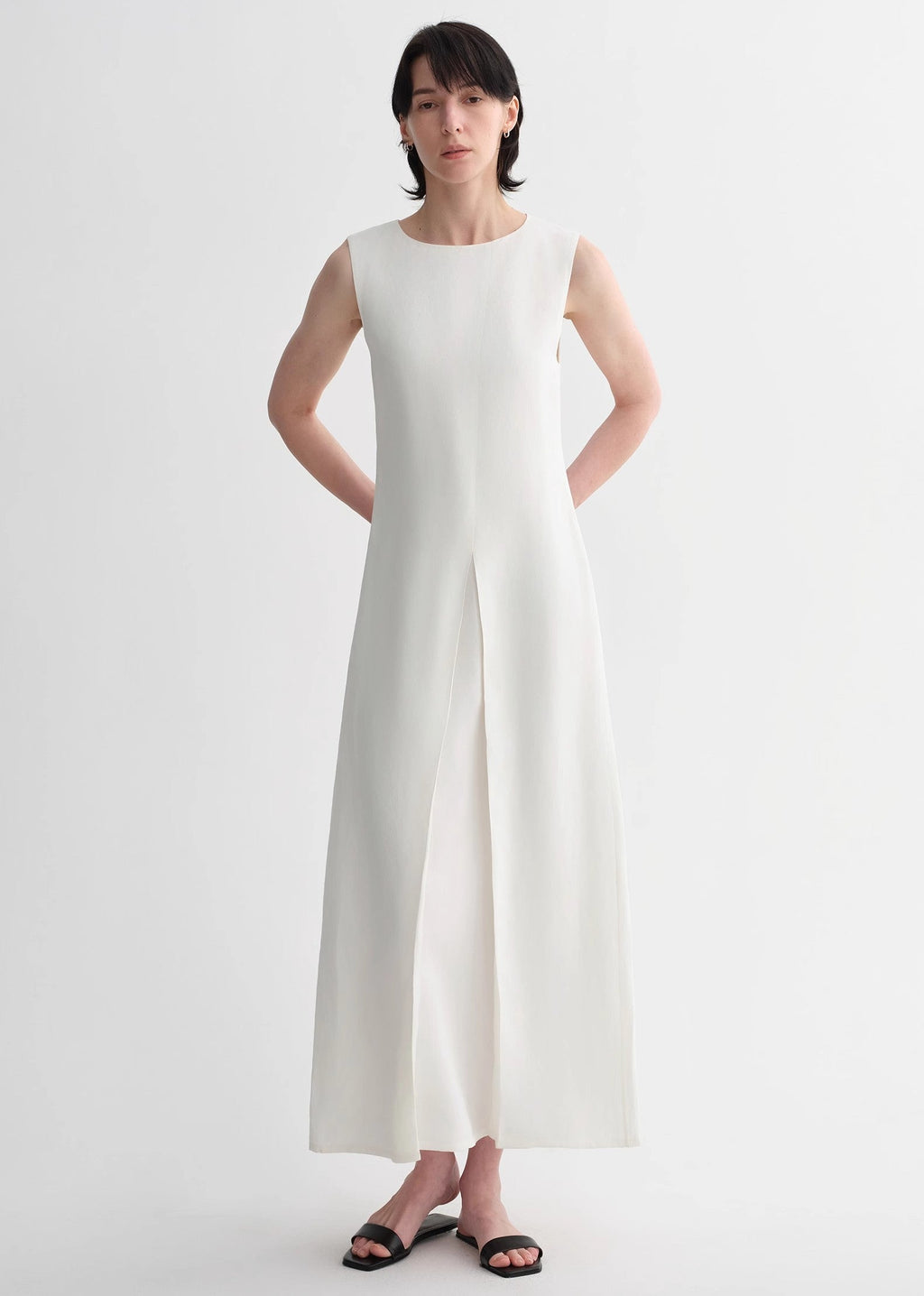 Mulberry Silk Sleeveless Round Neck Oblique Pleated A-Line Dress