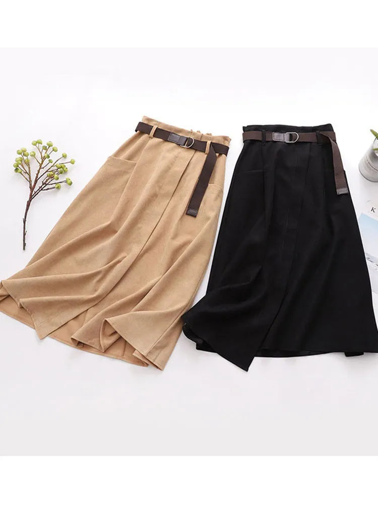 Casual Midi Skirt - High Waist with Pockets