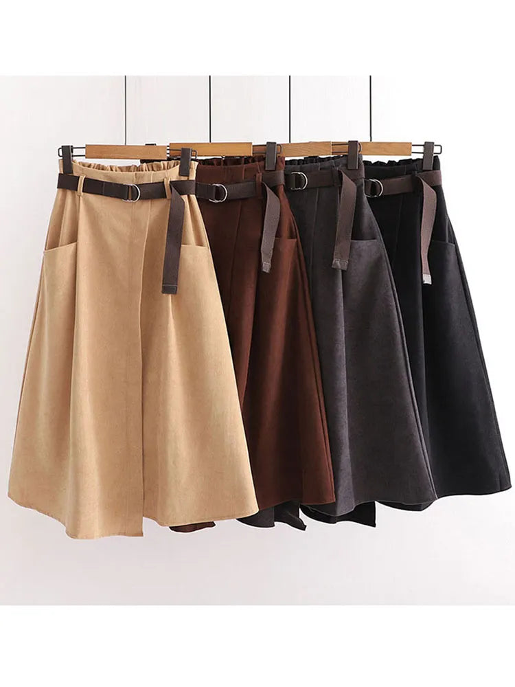Casual Midi Skirt - High Waist with Pockets