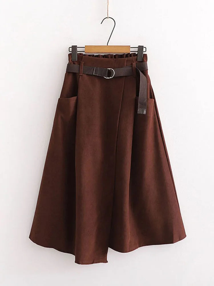 Casual Midi Skirt - High Waist with Pockets