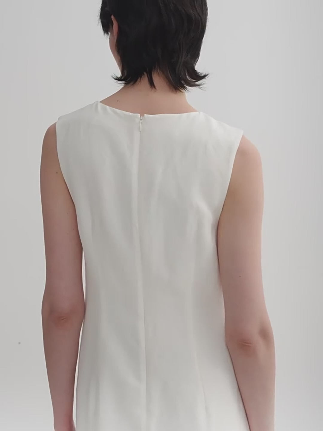 Mulberry Silk Sleeveless Round Neck Oblique Pleated A-Line Dress